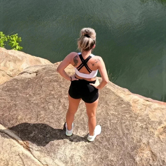 Pedigree eMPWR Women’s Strapback Sports Bra | High Support | Evo-Dry™ (white) - Picture 7 of 13